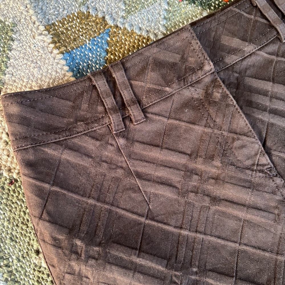 Burberry Brown Plaid Pattern Embossed Pencil Skir… - image 2